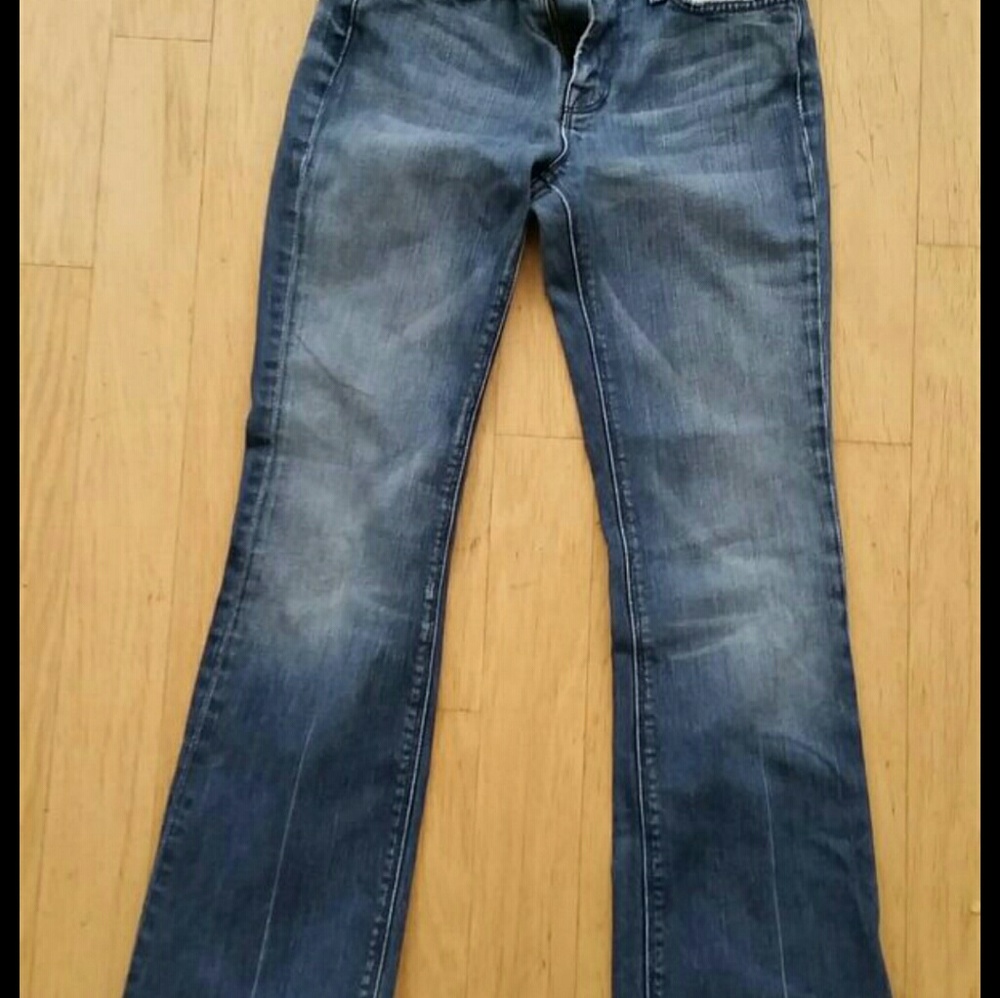 Women's  Jean's